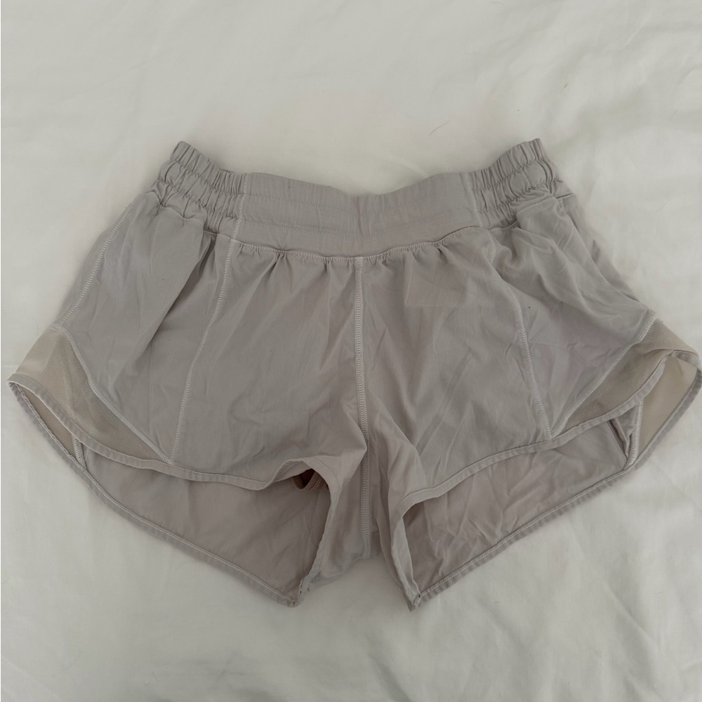 lululemon athletica Light Gray Hotty Hot Shorts 2.5”